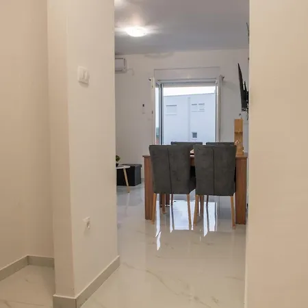 Apartman Marin D&a *